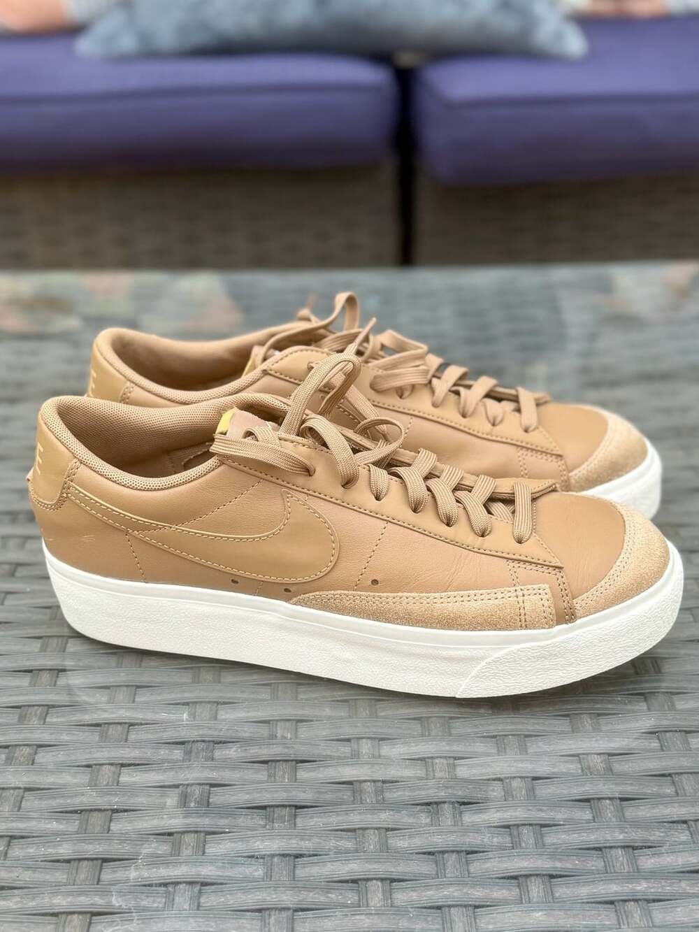 Nike Wmns Blazer Low Platform Size 11 Dark Driftwood Hemp Sail